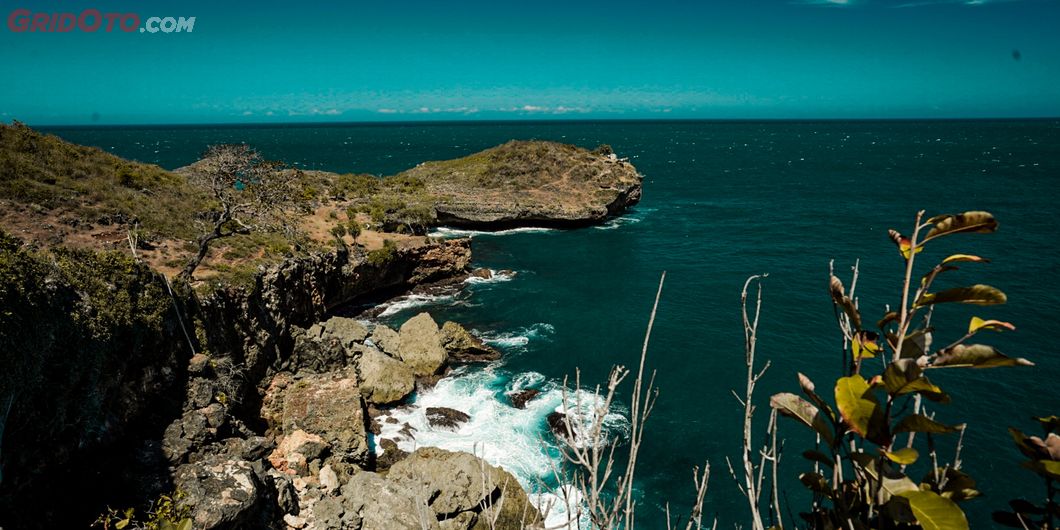 Pantai Tanjung Kesirat