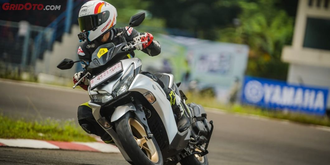 Yamaha All New Aerox 155 Connected