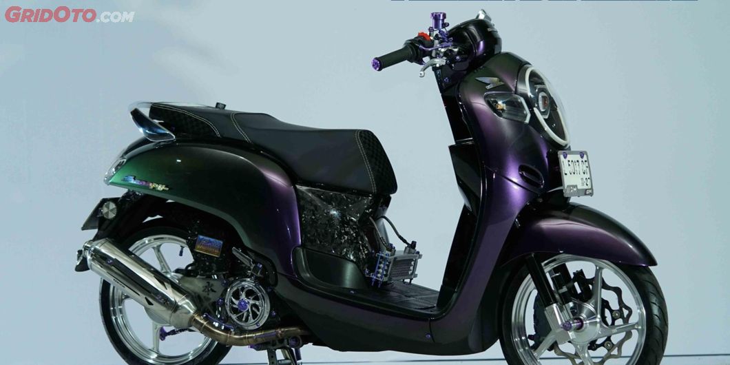 BEST FASHION SCOOPY 2017 - NAUFAL PRATAMA
