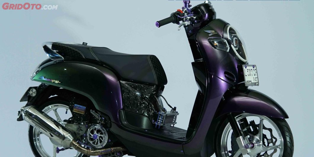 JUARA 1 SHOW OFF > 2006 / 
SCOOPY 2017 / NAUFAL PRATAMA