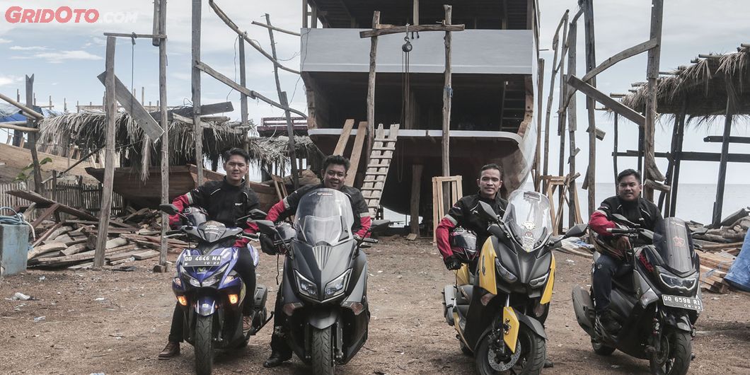 Perjalanan MAXI YAMAHA Tour de Indonesia, rute Makassar - Tanjung Bira. Photo : M Adam Samudra