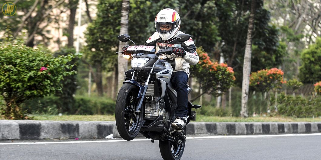 Test Ride All New Yamaha V-Ixion