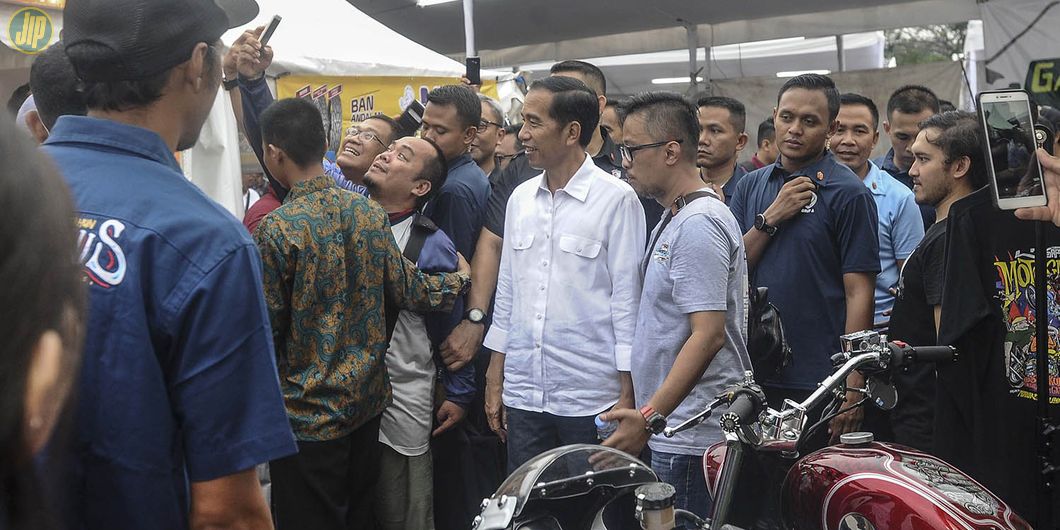 Presiden Jokowi Otobursa 2018 - Photo : Rizky Avryandi - Otomotif