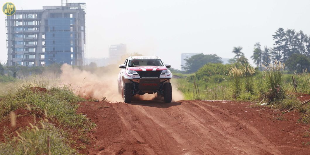 Toyota Fortuner TTI dibesut eks pembalap GP500 Takuma Aoki