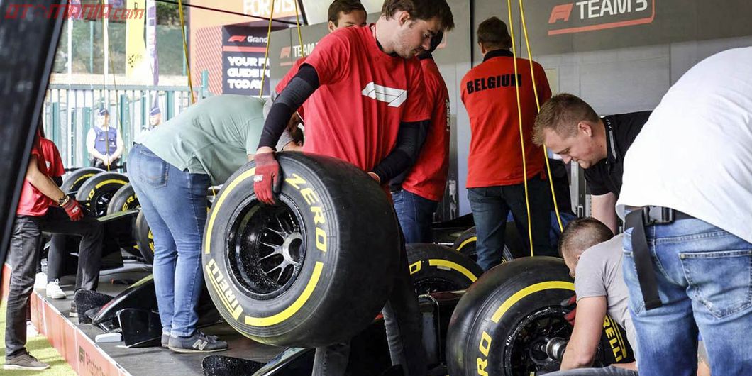 Pitstop Challenge, di area F1 Fan Zone – Photo : Antonio Beniah Hotbonar