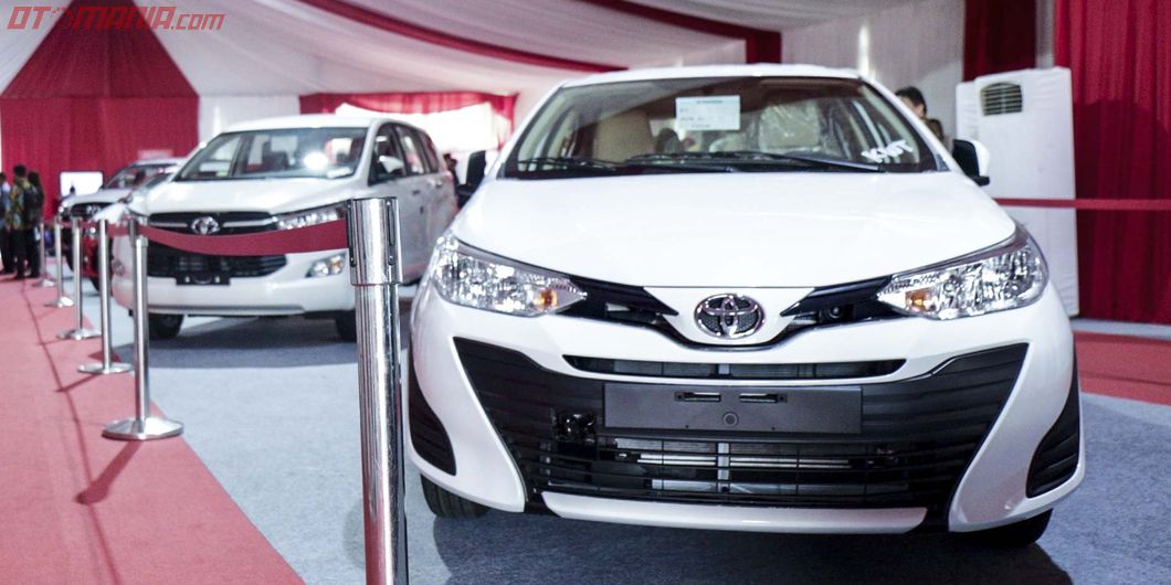 Yaris Sedan, Seremoni Ekspor Sejuta Unit Toyota Indonesia - Photo: RR Inne Aveline