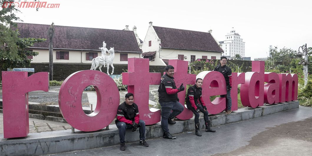 Perjalanan MAXI YAMAHA Tour de Indonesia, rute Makassar - Tanjung Bira. Photo : M Adam Samudra