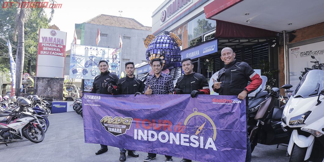 Perjalanan MAXI YAMAHA Tour de Indonesia Etape East 3 Denpasar – Lovina. Photo : RR Inne Aveline