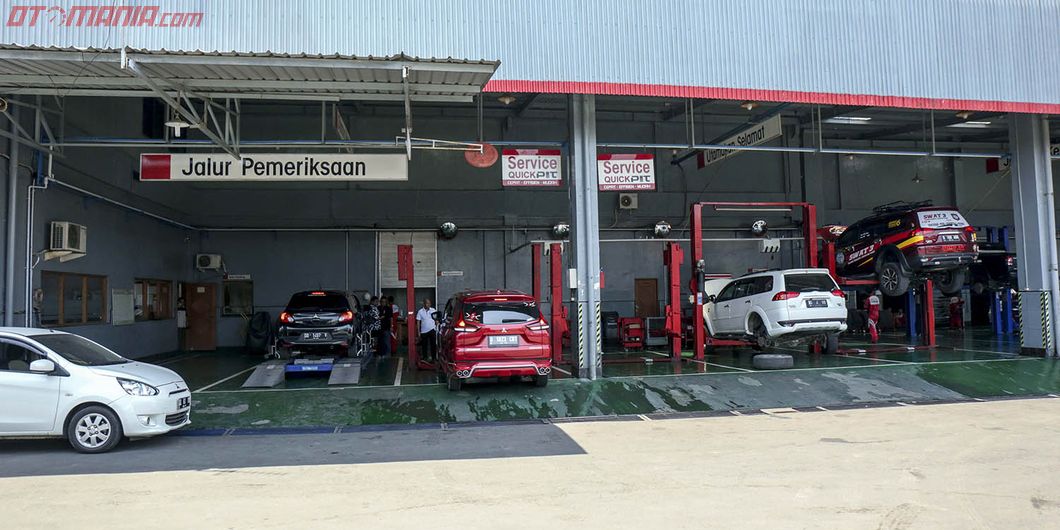 peserta XploreXpander berkesempatan melihar layanan purna jual Mitsubishi. Photo : Gugum Gumilar