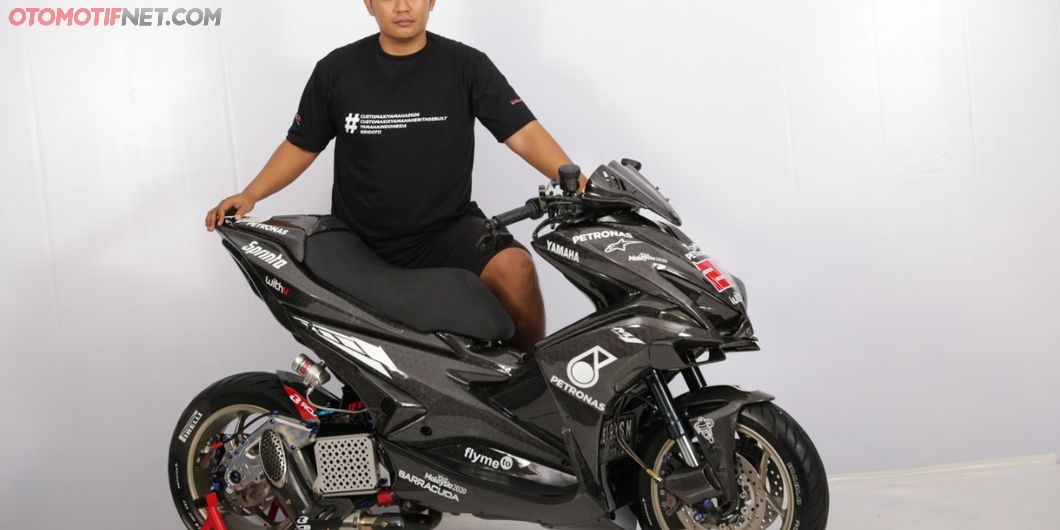 Yamaha Aerox 155 Bodi full carbon kevlar ala winter test motogp pemenang Customaxi Pontianak