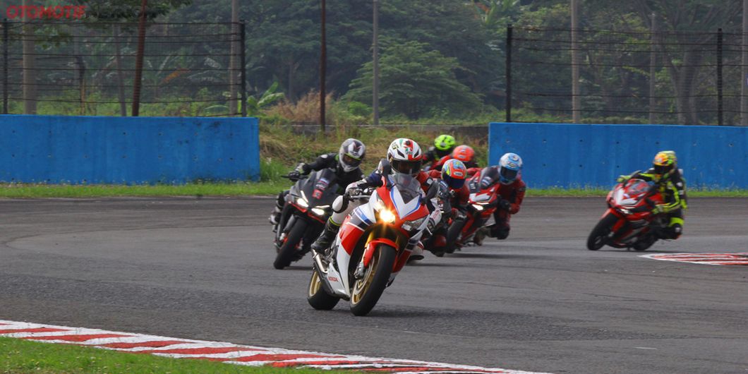 Honda CBR Race Day 2017. Sirkuit Sentul, Bogor, Jawa Barat - GridOto.com