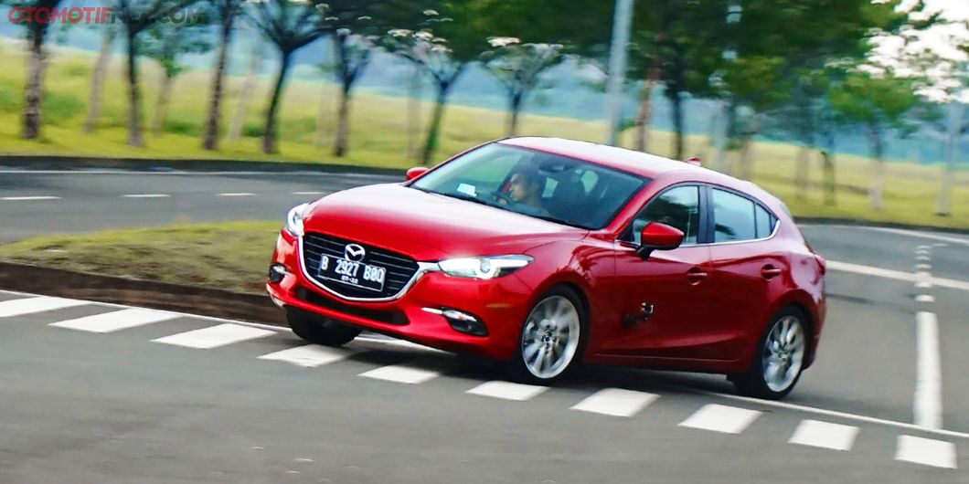 Mazda 3 | Foto : Rian