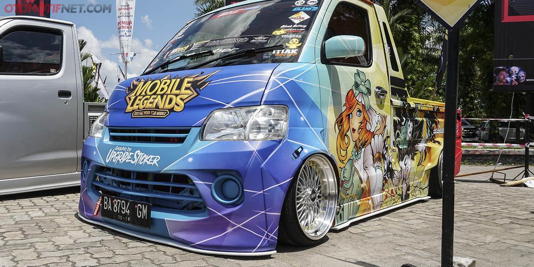 Gran Max Mobile Legends, peserta MBtech Auto Combat seri 2 Pekanbaru 2018. Photo : Agus Salim