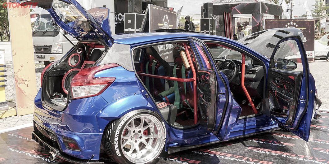 Yaris Rocket Bunny, peserta MBtech Auto Combat seri 2 Pekanbaru 2018. Photo : Agus Salim