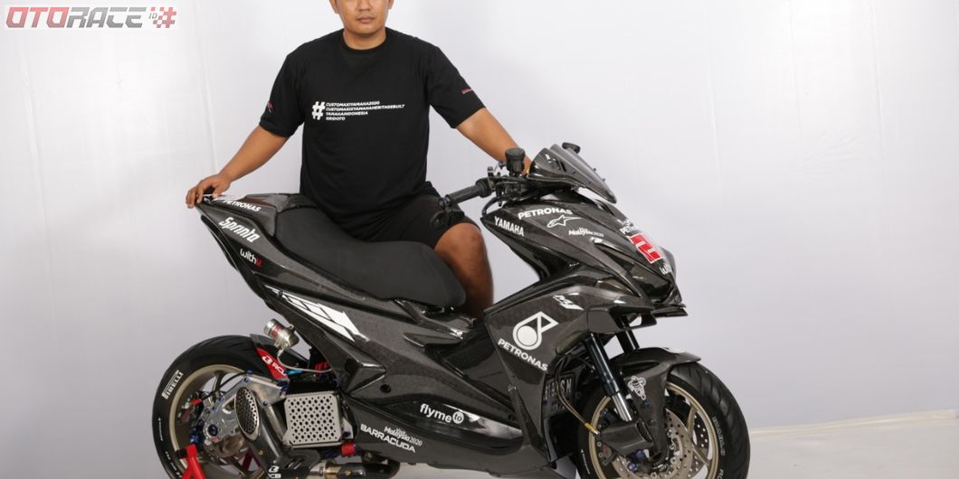 Yamaha Aerox 155 Bodi full carbon kevlar ala winter test motogp pemenang Customaxi Pontianak