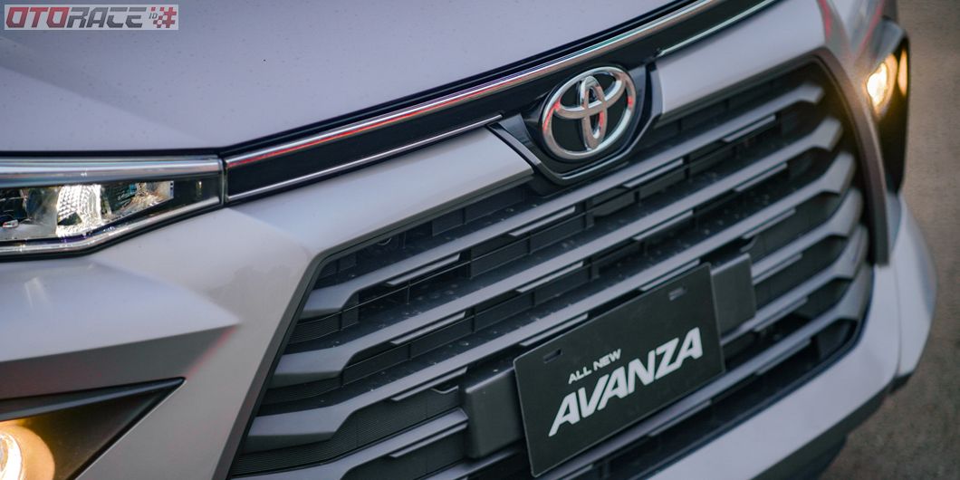 Grille depan Toyota All New Avanza