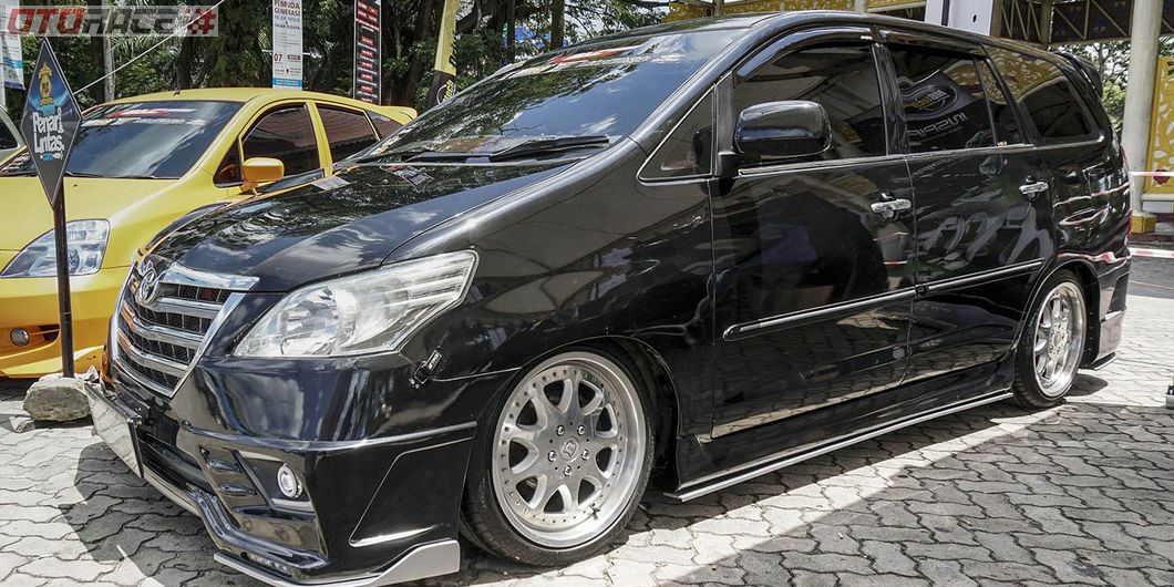 Innova Elegant, peserta MBtech Auto Combat seri 2 Pekanbaru 2018. Photo : Agus Salim