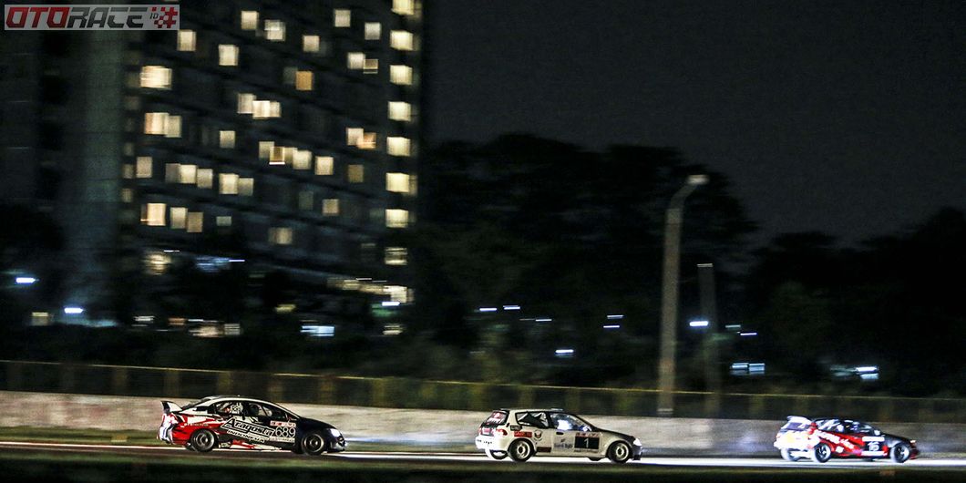 Night Race 2018, ISSOM seri 4 digelar malam hari di sirkuit Sentul. Photo:  F Yosi Setyo Nugroho