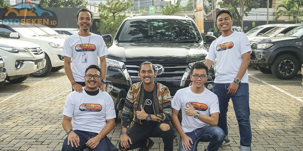 Tim Toyota Fortuner Hidden Beach 