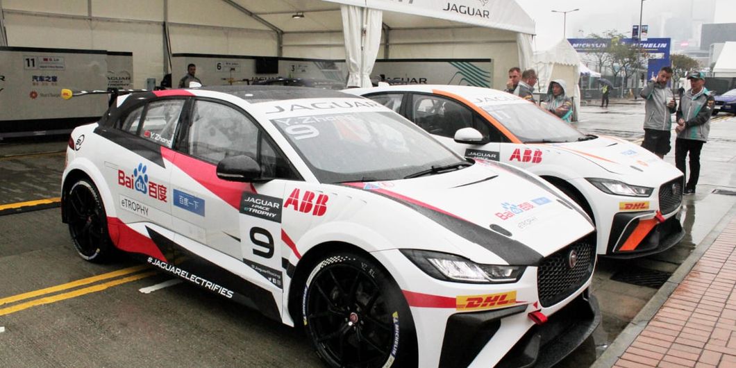 Mobil-mmobil untuk Jaguar I-Pace eTrophy Race