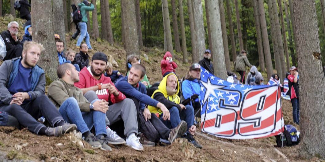 Penonton F1 di sirkuit Spa-Francorchamps, Belgia 2018  - Photo : Antonio Beniah Hotbonar