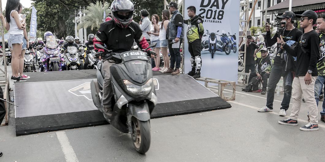 MAXI YAMAHA Tour de Indonesia etape timur 1 Balikpapan – Banjarmasin. Photo : M Ermiel Zulfikar