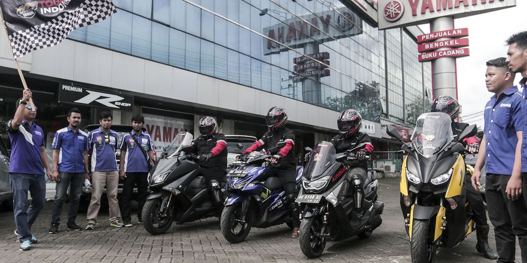 Perjalanan MAXI YAMAHA Tour de Indonesia, rute Makassar - Tanjung Bira. Photo : M Adam Samudra