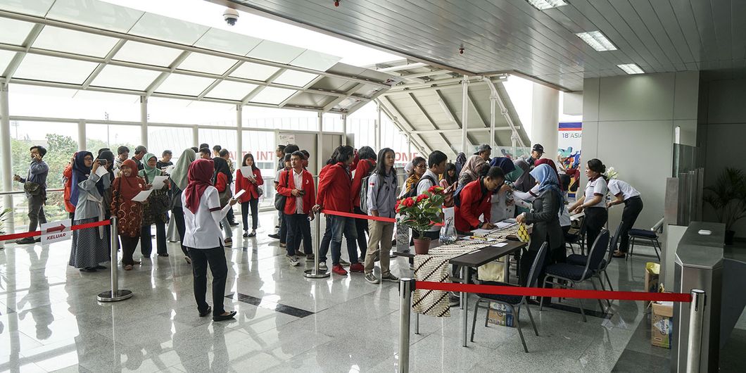 Uji Coba LRT fase pertama Stasiun Velodrome Rawamangun – Kelapa Gading. Photo : Agus Salim