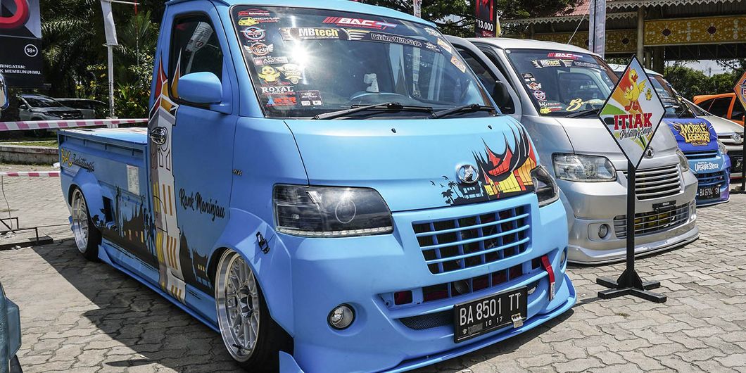 Gran Max pikap biru , peserta MBtech Auto Combat seri 2 Pekanbaru 2018. Photo : Agus Salim