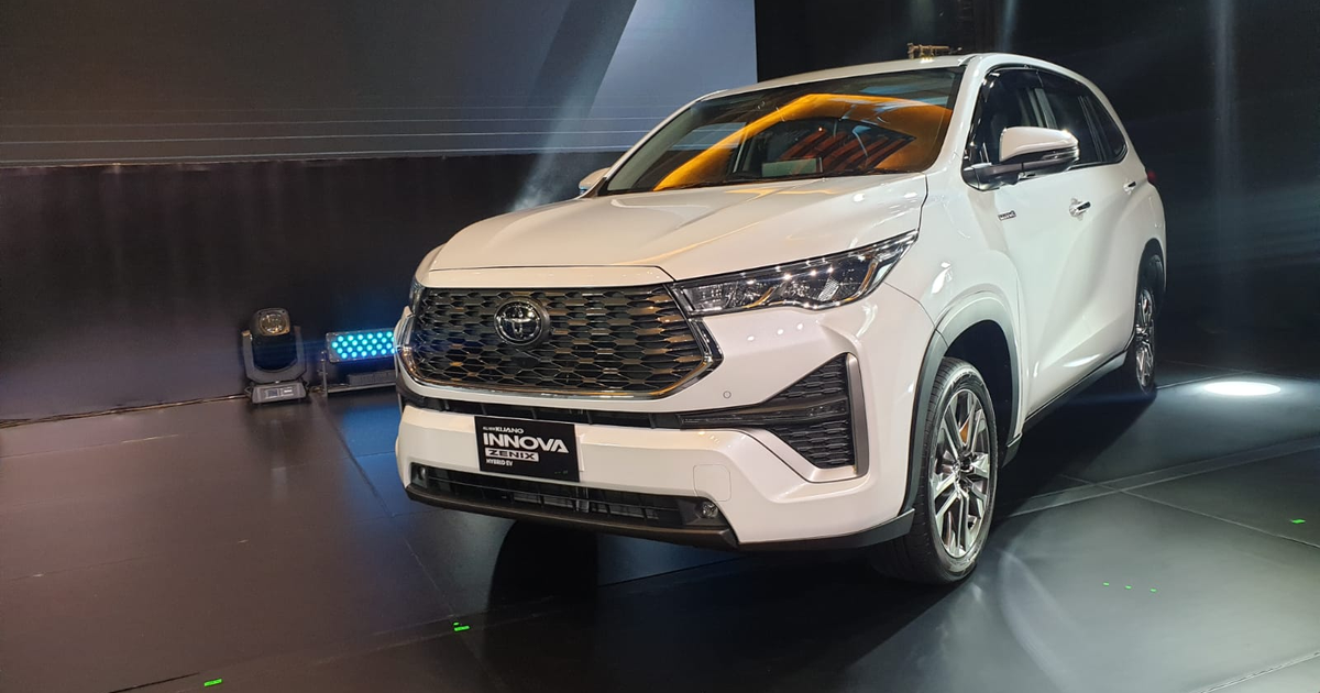 Ini Spesifikasi, Performa dan Konsumsi BBM Toyota Kijang Innova Zenix ...