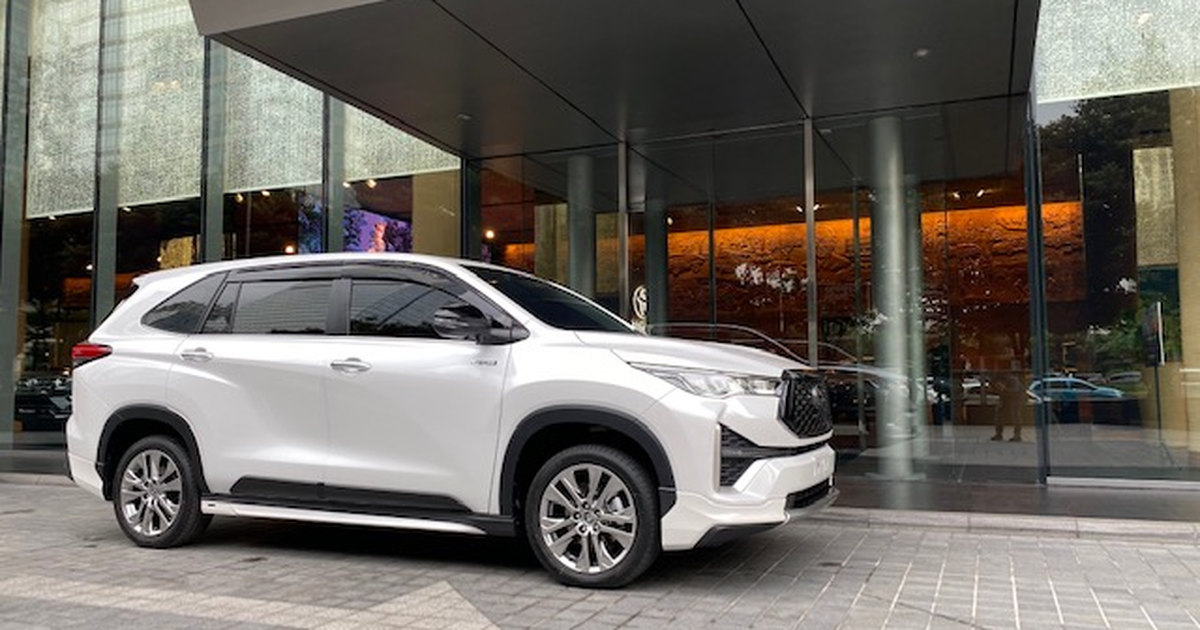 Ada di Innova Zenix, Ini Beda Auto High Beam dan Adaptive High Beam ...