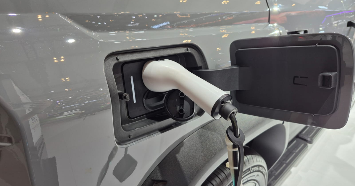 Mobil Listrik Sering Dicas Sampai Full, Apakah Baik untuk Baterai?