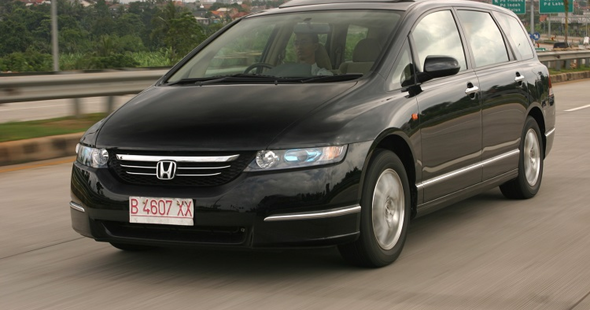 Pilihan MPV Bekas JDM, Keren Anti Mainstream Dari Rp 120-180 Jutaan ...