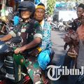Pakai Honda Supra 125 dan Kawasaki KLX, Anggota TNI Tawarkan Ojek Gratis Pada Calon Jemaah Haji