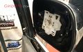 Mudah saja, Ini Tips Pasang Spion Retractable Aftermarket Di Mobil