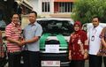 Rezeki Enggak Kemana... Bayar Pajak Motor di Samsat, Pria Ini Malah Dikasih Toyota Innova