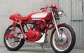Honda CB350 Dandan Cafe Racer, Pakai Baju Serba Merah Tambah Bergairah