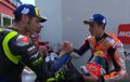 Apa Mungkin Valentino Rossi dan Marc Marquez Bisa Jadi Satu Tim? Ini Dia Jawabannya