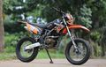 Alamak...Modifikasi Supermoto Gagah Ini Ternyata Milik Wanita Cantik