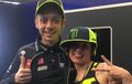 Mengharukan! Berkat Valentino Rossi, Gadis Ini Bisa Bangkit dari Kursi Roda dan Berjalan Kembali