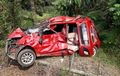 KIA Picanto Bodi Tak Karuan Dihantam Kereta, Terseret 100 Meter, 3 Anak-anak Tewas