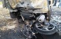 Maut di Jalur Pantura, Toyota Avanza Pecah Ban dan Ditabrak Yamaha NMAX, 4 Orang Hangus Terbakar