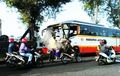 Gran Max Remuk Dihantam Bus Harapan Jaya, Penumpang Histeris di Jalur Tengkorak