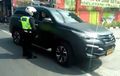 Pengemudi Fortuner Pelat Polisi Yang Ugal-ugalan, Sesuai Aturan Terancam 1 Bulan Penjara