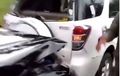 Kijang Innova, Terios, dan CR-V Saling Tempel, Wajah dan Pantat Ringsek, Parah di Tengah