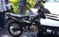Suzuki Satria F150 Menancap di Fender Xenia, Dibawa Bocah di 15 Tahun, Warga Berhamburan Keluar