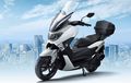 Yamaha Hadirkan NMAX Versi Spesial, Diberi Windshield Dan Box