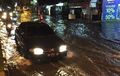 Banyak Kendaraan Mogok Akibat Banjir di Medan, Ini Tips Berkendara Aman Saat Terpaksa Terjang Banjir