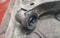 Ini Ciri-Ciri Bushing Arm Mobil Bekas Rusak, Perhatikan Sebelum Beli