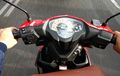 Efek Samping Menahan Rem Belakang Motor Matic Sambil Membuka Gas